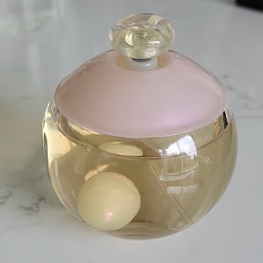 🌷🌷3 for $49🌷🌷Noa Fleur Elegant no longer sold  by Cacharel